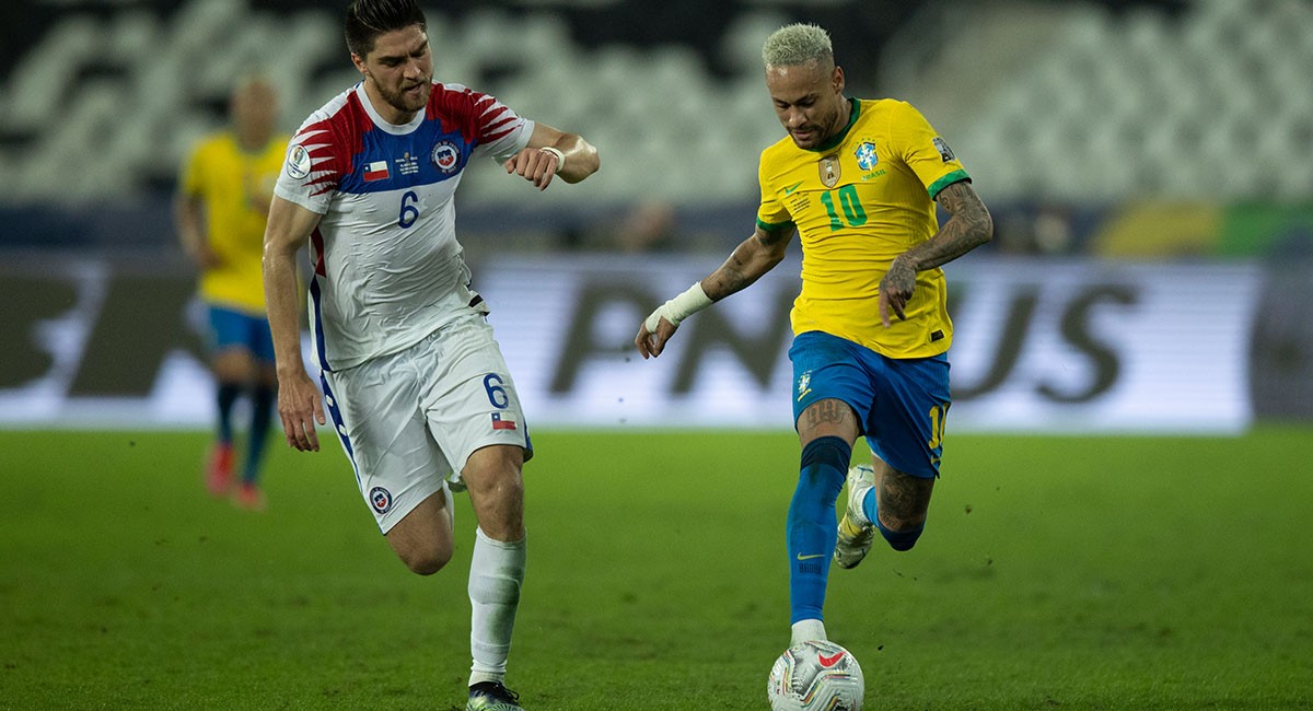 Brasil venció a Chile por la mínima y está en semifinales de la Copa América 2021