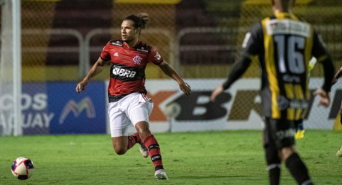 Con tres goles de Pedro, Flamengo gana la Volta Redonda y se acerca a la final del Carioca