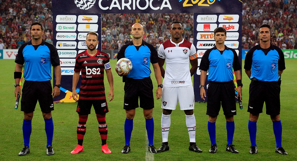 Flamengo vence e vai à final do Campeonato Carioca